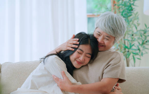 Supporting an Aging Parent: A Caregiver’s Guide